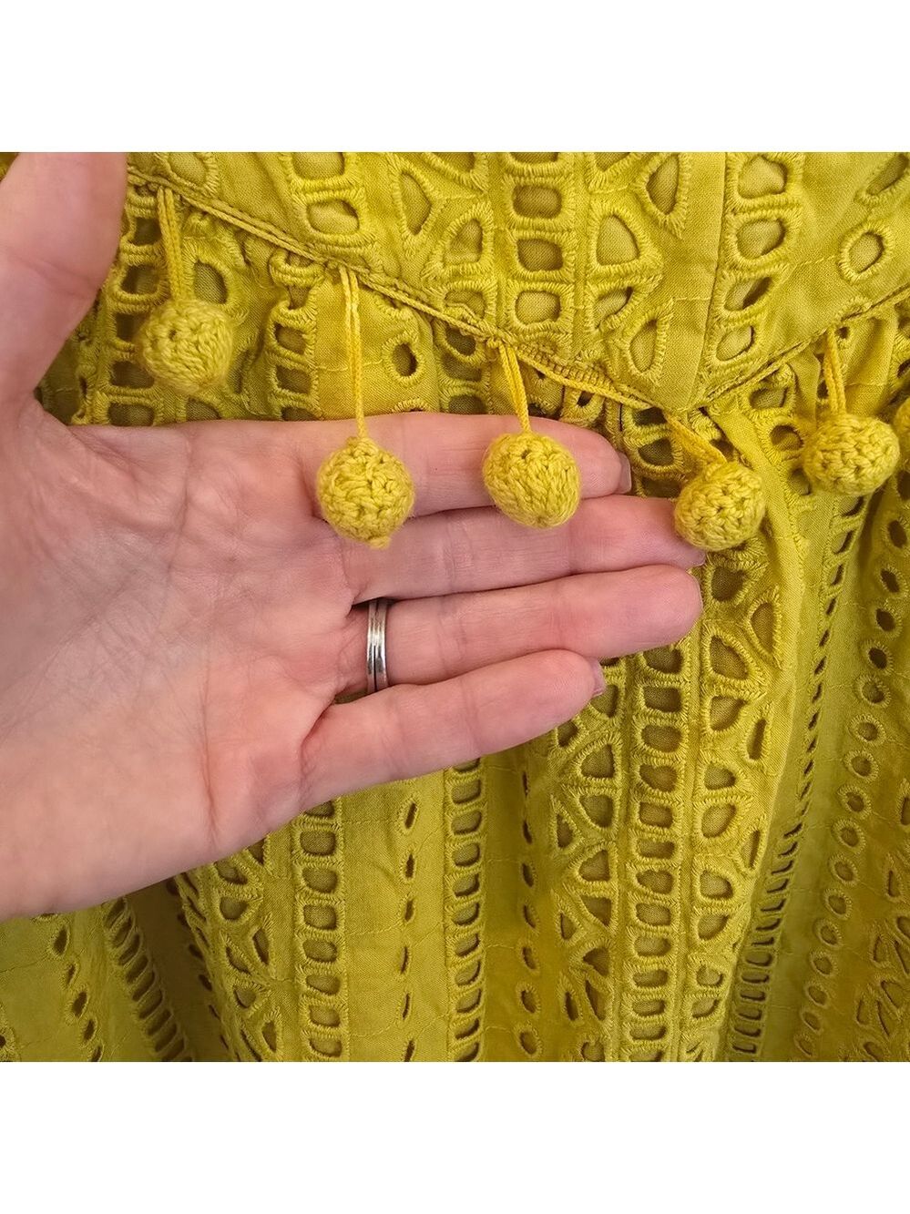 Sundance Sugar Sand Eyelet Tank Chartreuse Lime Eyelet Boho Pom Pom Top Small - Picture 4 of 9